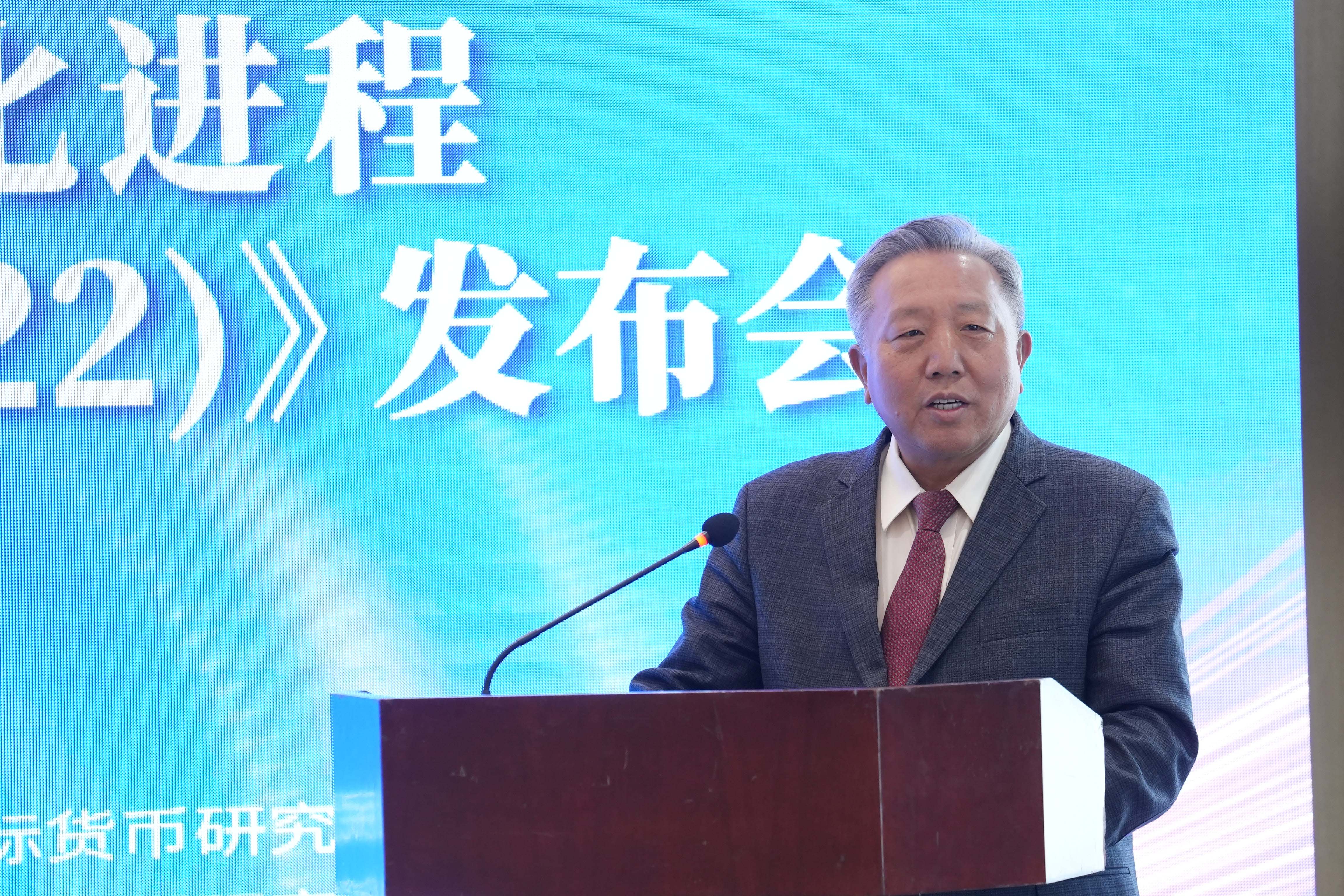 吴晓求1.jpg
